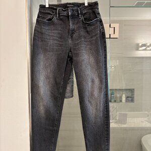 Tapered Fit Jeans